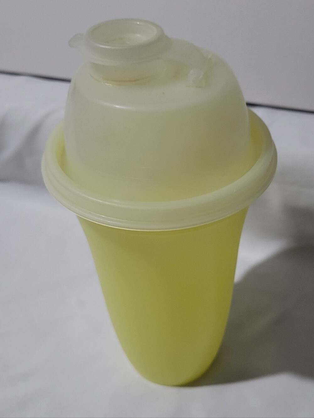 Vintage Tupperware Quick Shake Container Yellow
